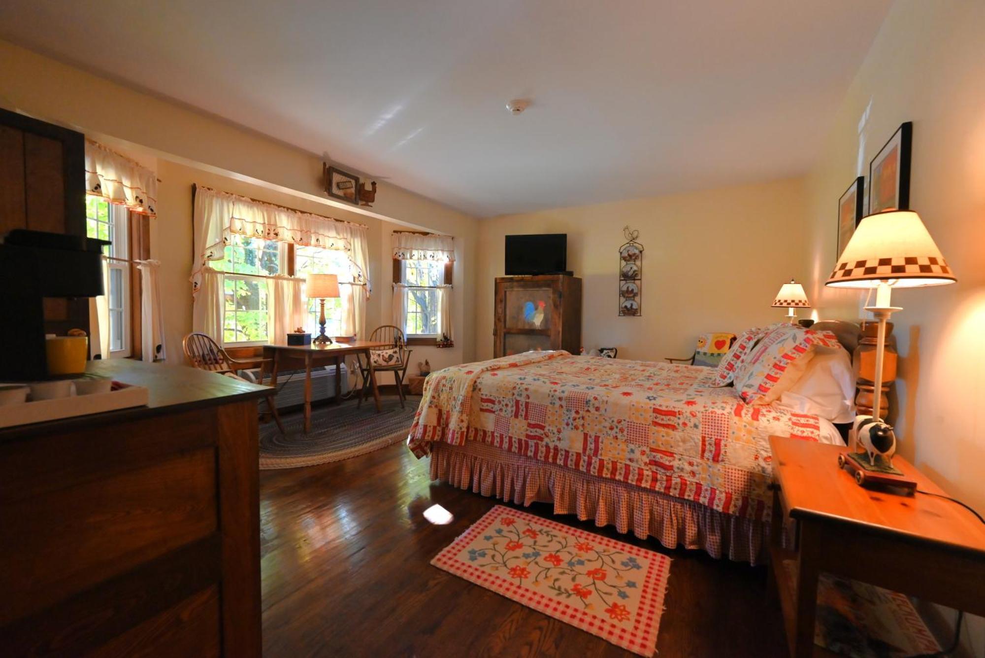 La Perla Restaurant & Country Inn Averill Park Экстерьер фото