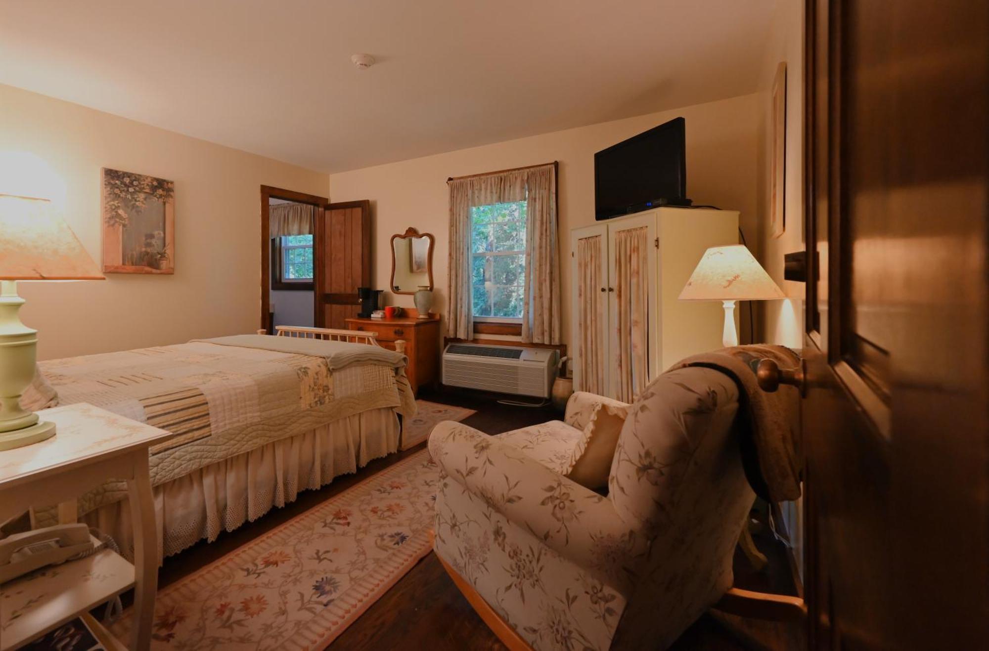 La Perla Restaurant & Country Inn Averill Park Экстерьер фото